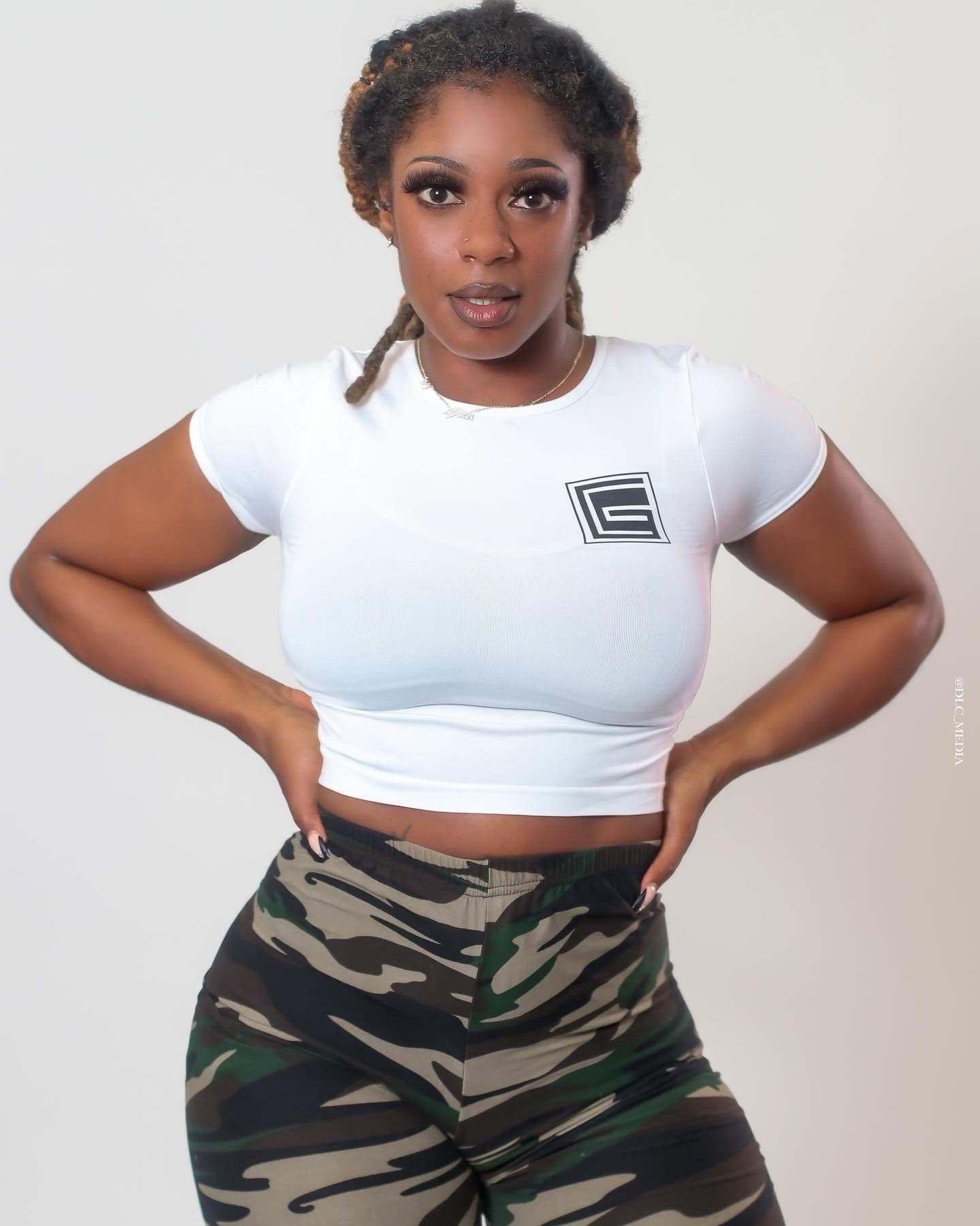 GC CLASSIC Crop Top - White GC Apparel